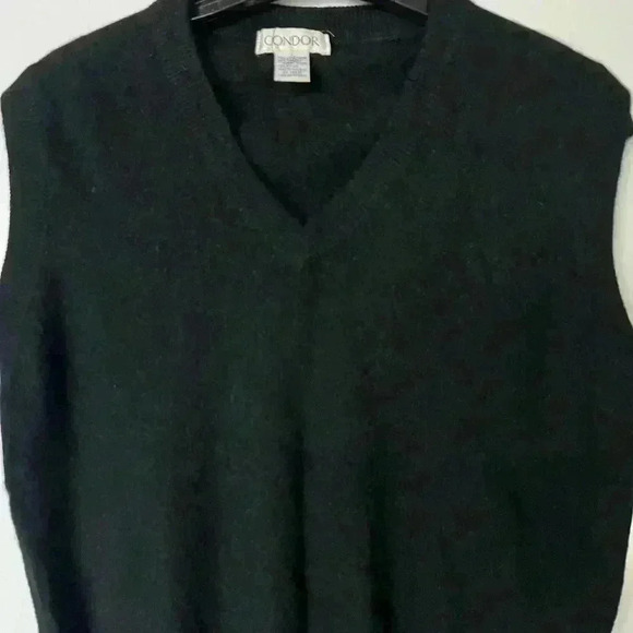 Condor Lambswool Angora Rabbit’s Hair Vest. - Picture 2 of 5